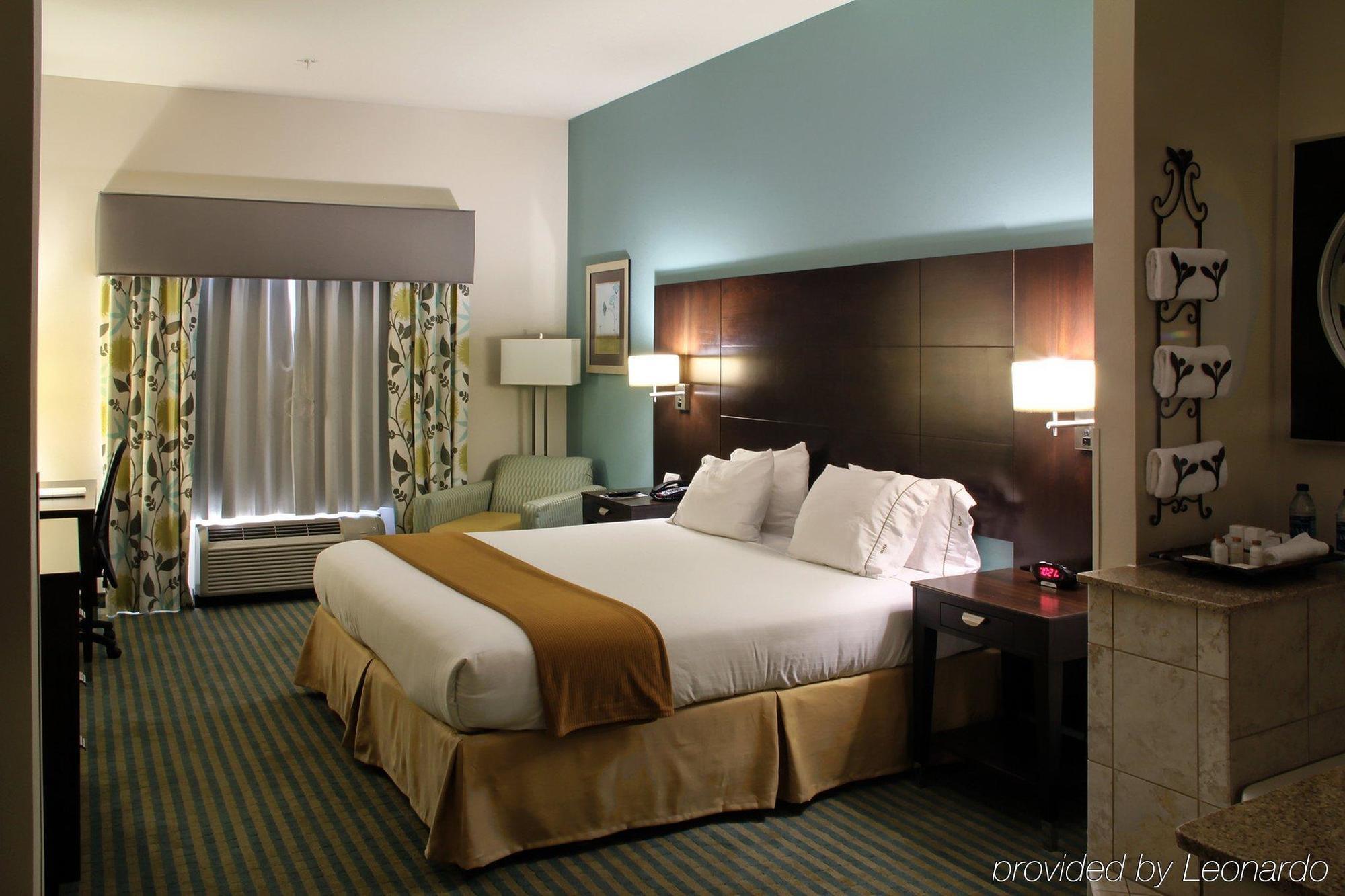 Holiday Inn Express Hotel & Suites Picayune By Ihg Экстерьер фото